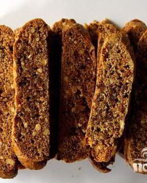 Печенье с орехами и инжиром