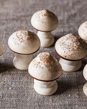 Печенье в виде грибочков