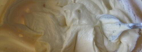 рассыпчатые рогалики вкус детства на сметанно-дрожжевом тесте. Шаг 3