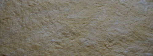 воздушные рогалики с хрустящей ореховой начинкой. Шаг 8