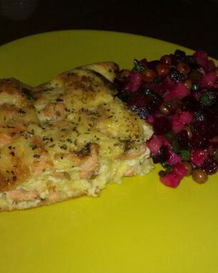 Быстрый пирог из семги