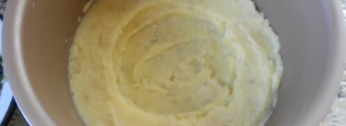 картофельный пирог с сардинами в мультиварке. Шаг 4