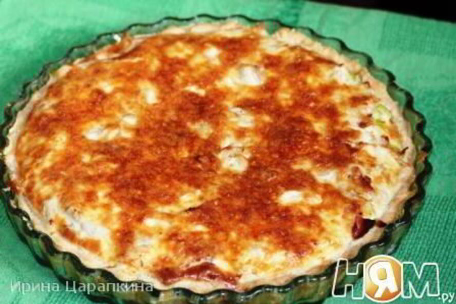Рецепт лотарингского пирога с курицей, пореем и беконом