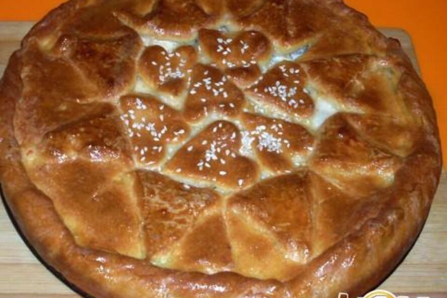 Рецепт нежного пирога с семгой из творожного теста