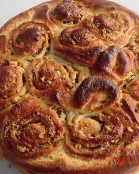 Пирог букет роз