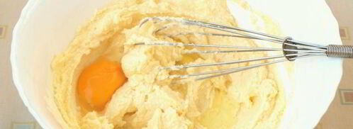 пирог с вишней и клубникой. Шаг 3