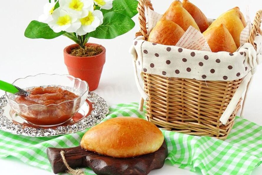 Рецепт дрожжевых пирожков с повидлом