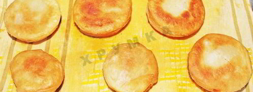 пирожки бомбочки с помидорами и сыром. Шаг 13