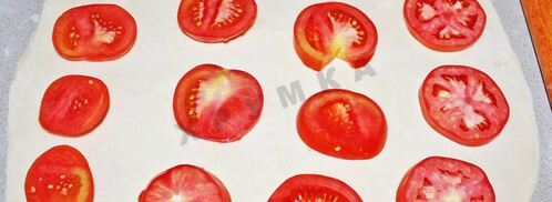 пирожки бомбочки с помидорами и сыром. Шаг 8