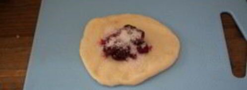 пирожки дрожжевые на кефире. Шаг 4