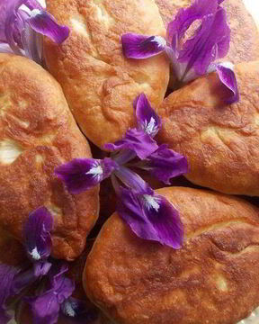 Пирожки Из детства с яйцом и зеленым луком