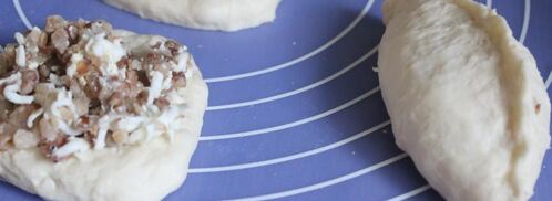 пирожки с гречкой, беконом и яйцом. Шаг 8