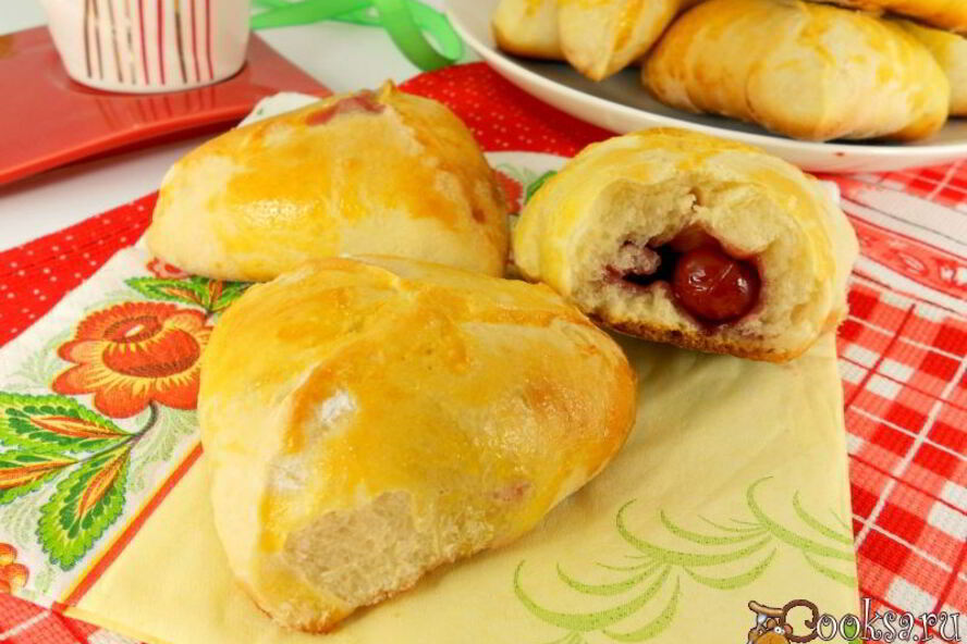 Рецепт пирожков с вишней духовые