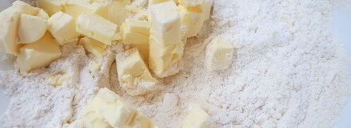 елочка из пирожных шу с пломбирным кремом. Шаг 3