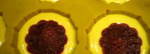 муссовое пирожное с персиком и смородиной. Шаг 9