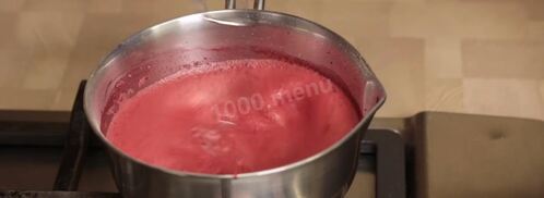 пирожные из орехового бисквита с вишневым кремом. Шаг 10