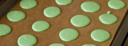 пирожные макарон с мятным ганашем. Шаг 12