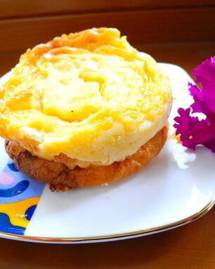 Пирожные творожные с португальским заварным кремом