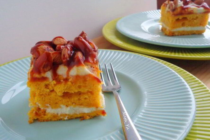 Рецепт тыквенных пирожных с миндалем и соленой карамелью