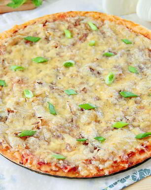 Простая пицца с луком