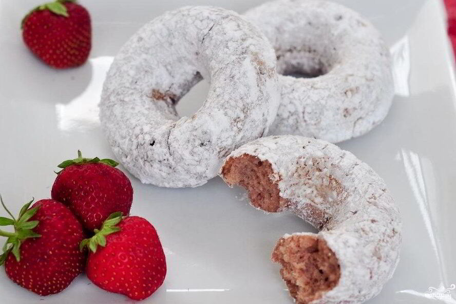 Рецепт пончиков с сахарной пудрой