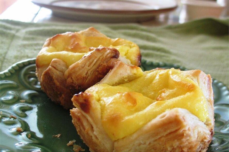 Рецепт португальских слоек с заварным кремом