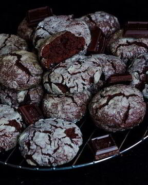 Домашние шоколадные пряники с изюмом