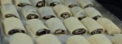 рулетики с маком из дрожжевого теста. Шаг 6