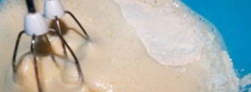 шарлотка с вареньем. Шаг 3