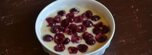 шарлотка с вишней. Шаг 9