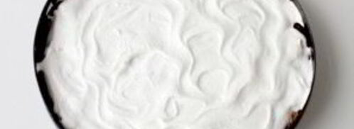 шарлотка с яблоками и безе. Шаг 10