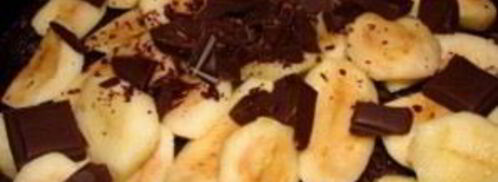 шарлотка шоколадная с яблоками. Шаг 4