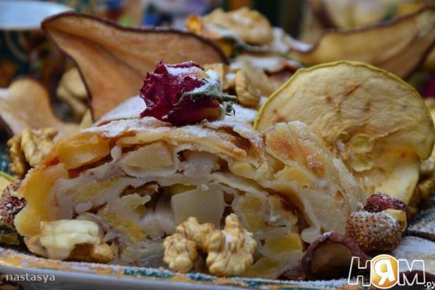 Рецепт фруктового штруделя