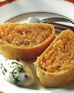 Штрудель с квашеной капустой
