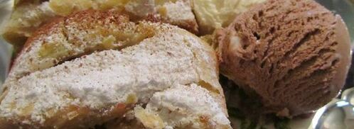 штрудель яблочный с изюмом и малиной. Шаг 11