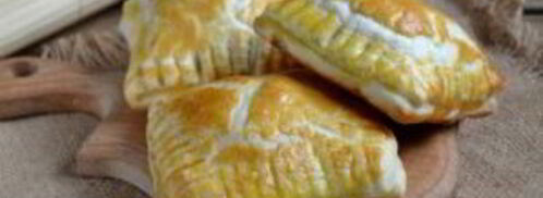 слойки с вишней из слоеного теста. Шаг 6