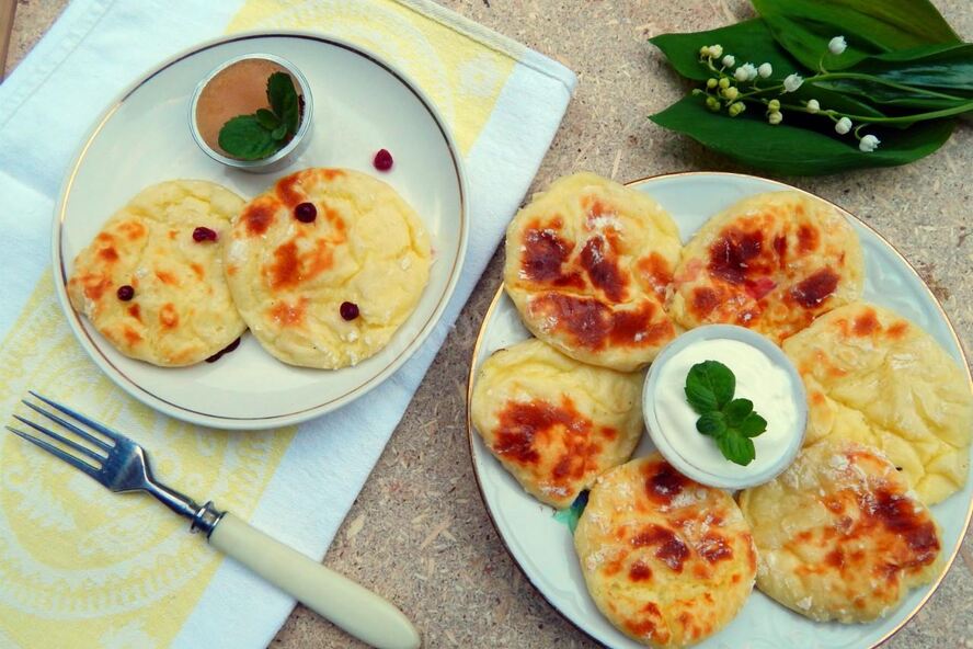 Рецепт диетических сырников из творога