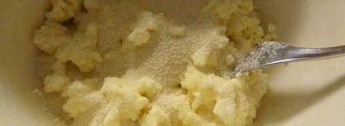 сырники по-восточному с ягодами годжи и корицей. Шаг 3