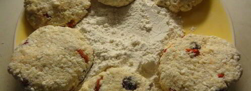 сырники по-восточному с ягодами годжи и корицей. Шаг 9