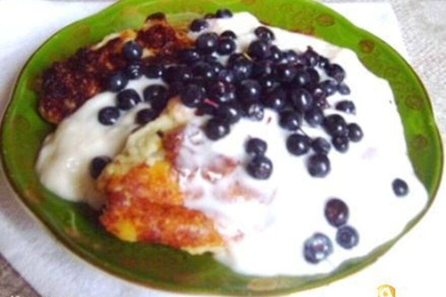 Рецепт сырников с черникой