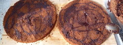 пасхальный кремообразный шоколадный торт с яичным ликером. Шаг 8