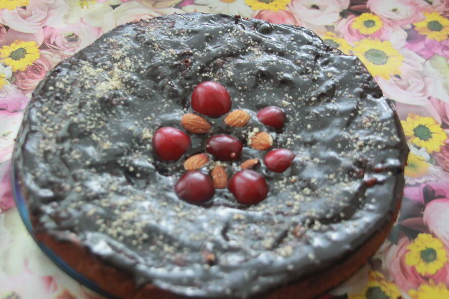 Рецепт шоколадного торта с миндалем