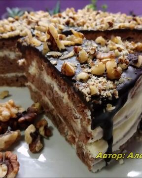 Торт Черный принц со сметанным кремом и сливками