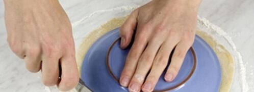 торт медовик. Шаг 3