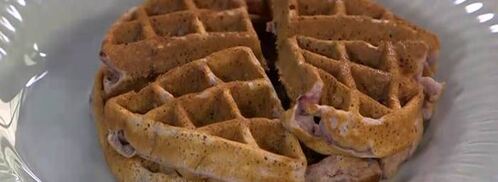 малиновые вафли с фисташками и медом. Шаг 8