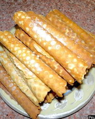 Вафельные трубочки в вафельнице