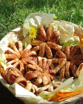 Яблочные слойки-цветы