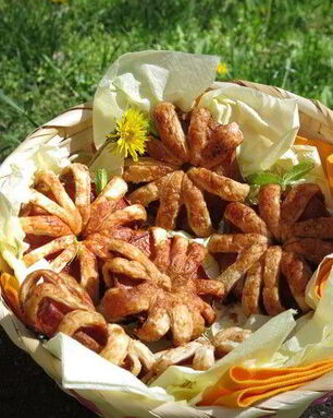 Яблочные слойки-цветы