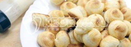 профитроли с кремом поцелуй. Шаг 10