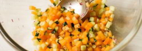 эклеры с креветочным кремом и тартаром из хурмы. Шаг 15